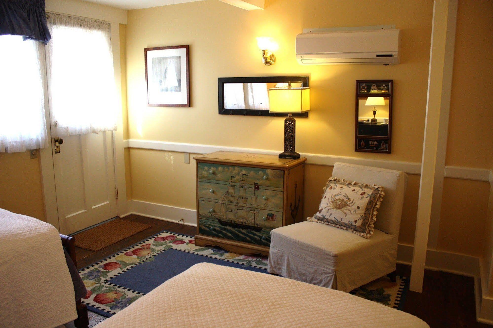 The Oak Bluffs Inn Екстериор снимка