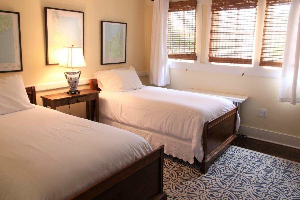 The Oak Bluffs Inn Екстериор снимка